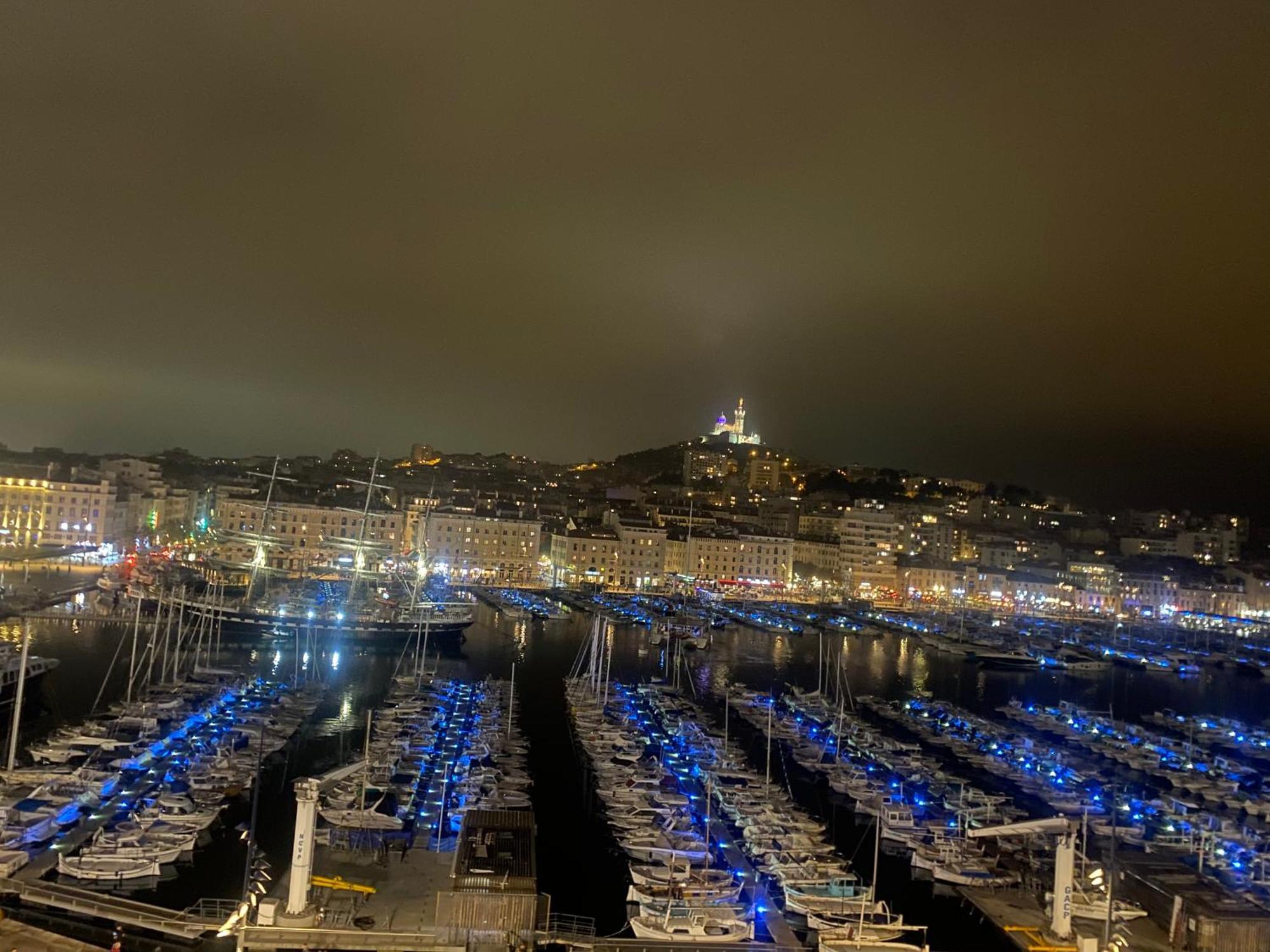 Апартаменты Beau Duplex Sur Le Vieux Port Марсель Экстерьер фото